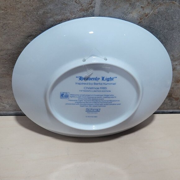 Schmid Hummel Christmas 1985 Heavenly Light Decorative Wall Hanging Plate - Picture 4 of 11